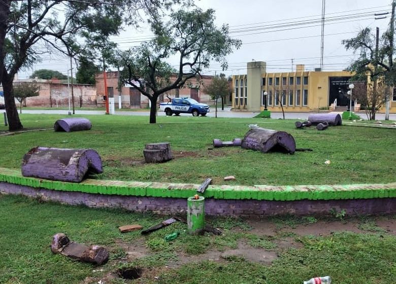  Dañaron espacios públicos en El Tío