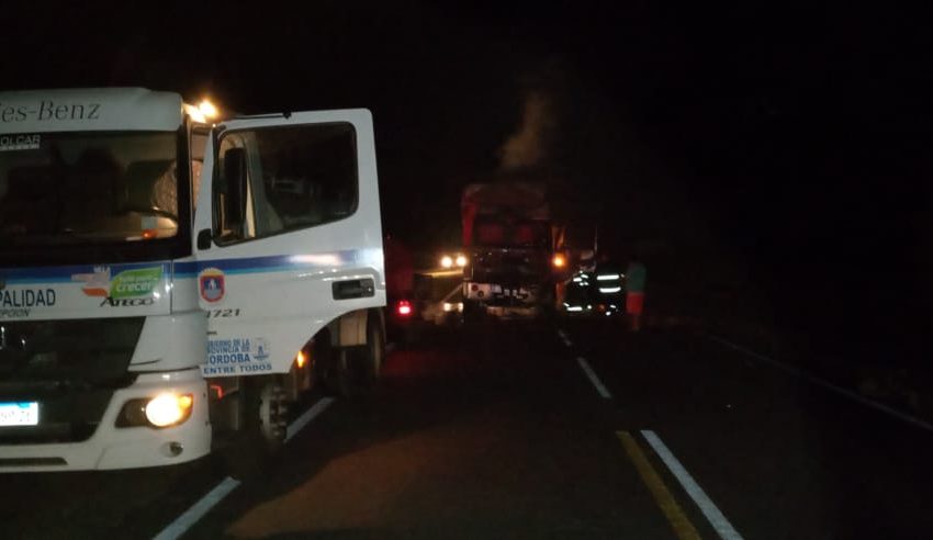  Incendio de camión sobre Ruta 3