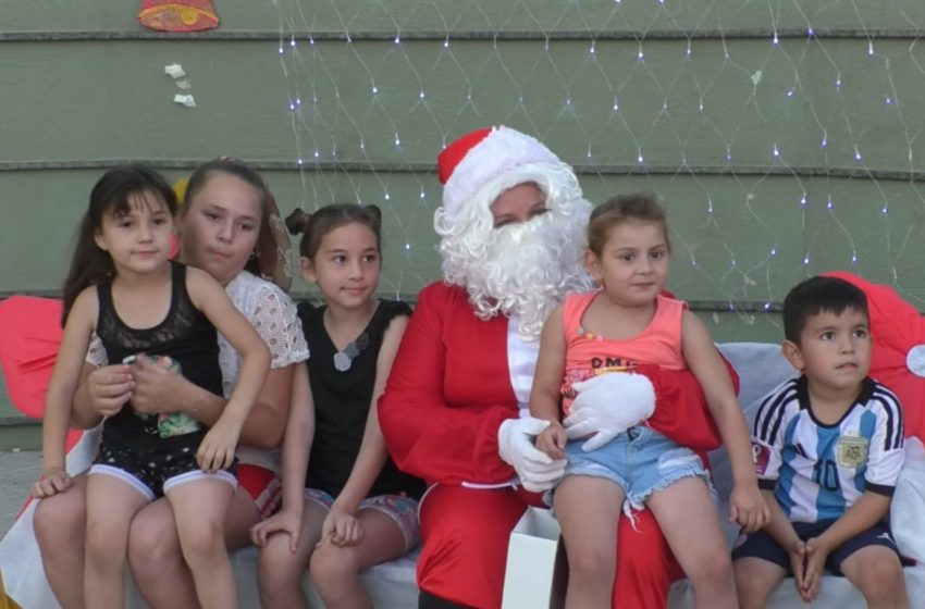  Feria Navideña de Artesanos y Microemprendedores