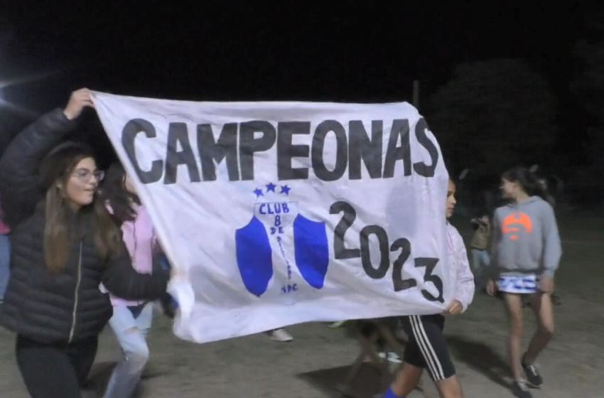  ¡CAMPEONAS!