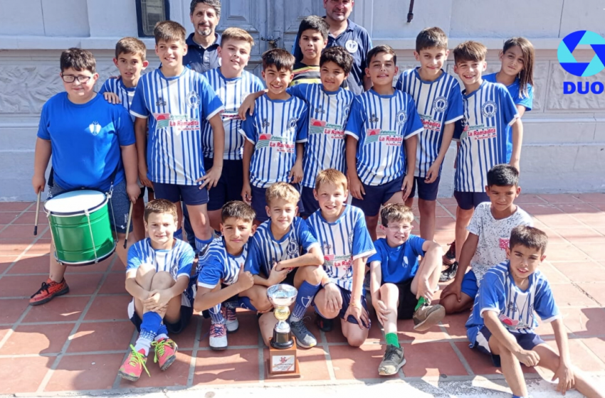  La categoría pre infantil Campeona de la zona centro del futbol de la liga regional San Francisco