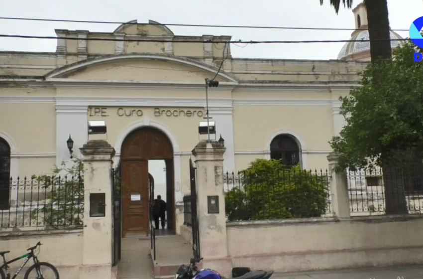  La directora del IPE Cura Brochero, Pamela Ávila, invita a las personas a que participen de la fiesta de la familia el día viernes 3/11